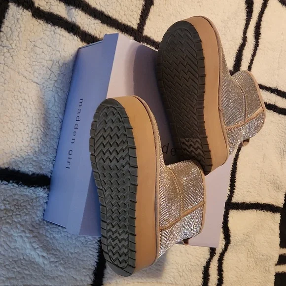 Madden Girl Rhinestone Plataform Boots - Picture 3 of 4